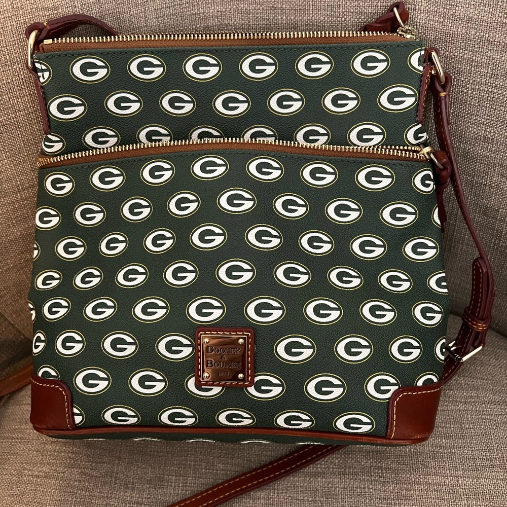 Green Bay Packers Dooney & Bourke Signature Large Crossbody Purse